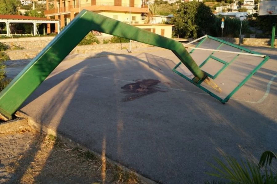 Θάνατος 19χρονου στη Χίο: Ελεύθερος ο μηχανικός για τη «φονική» μπασκέτα -«Λουκέτο» στο γήπεδο